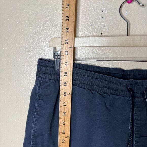 Uniqlo Shorts Men's XL Black Elastic Waist Drawstring 9" Performance Outdoors - Picture 4 of 8